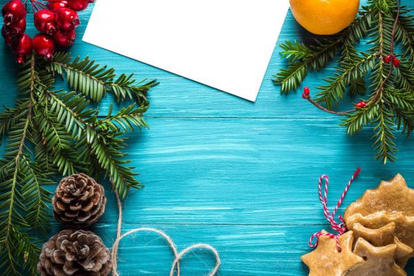 decorazioni e biscotti natalizi