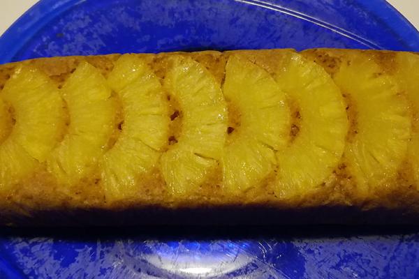 Dolce leggero all'ananas